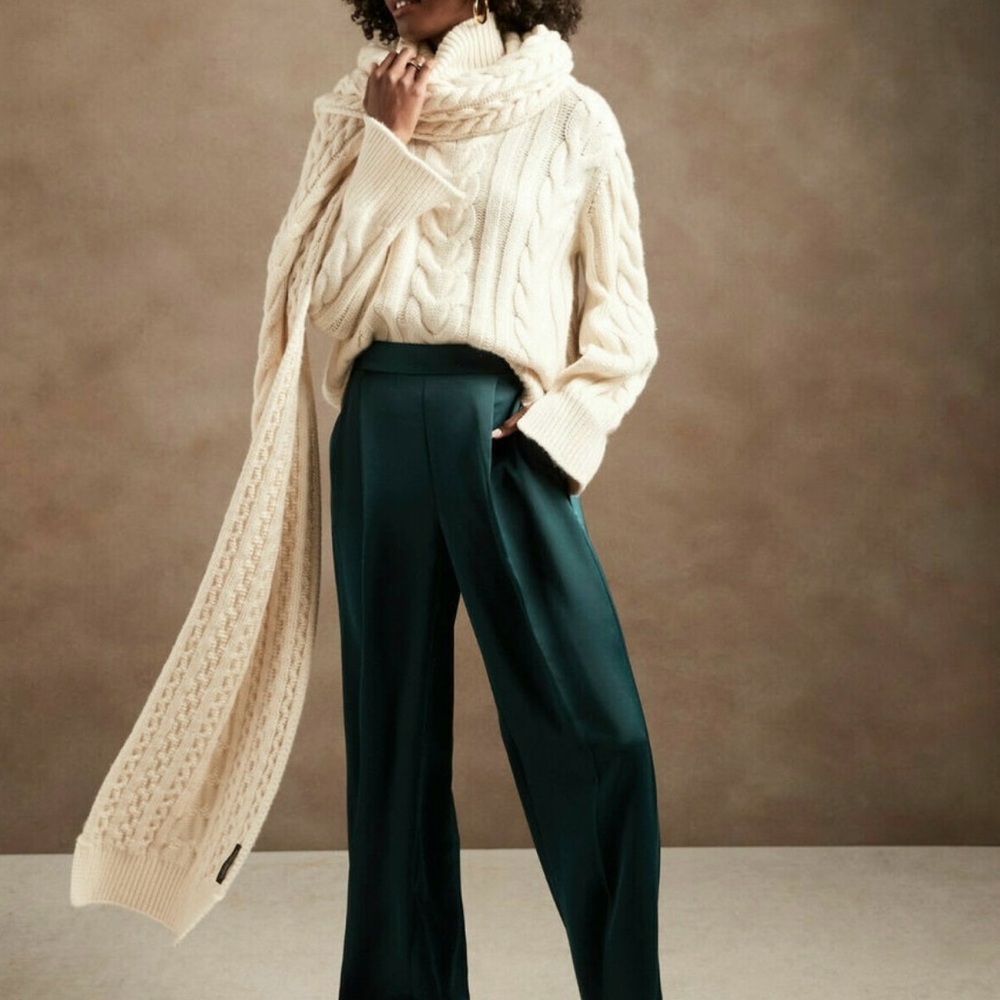 NWT Banana Republic Wide Leg Satin Pant - S
